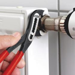 Knipex Alligator Water Pump Pliers Plastic Coated Black Atramentized 180mm 88 01 180